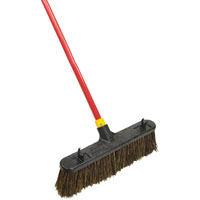 Pushbroom Rough Sweep 18"